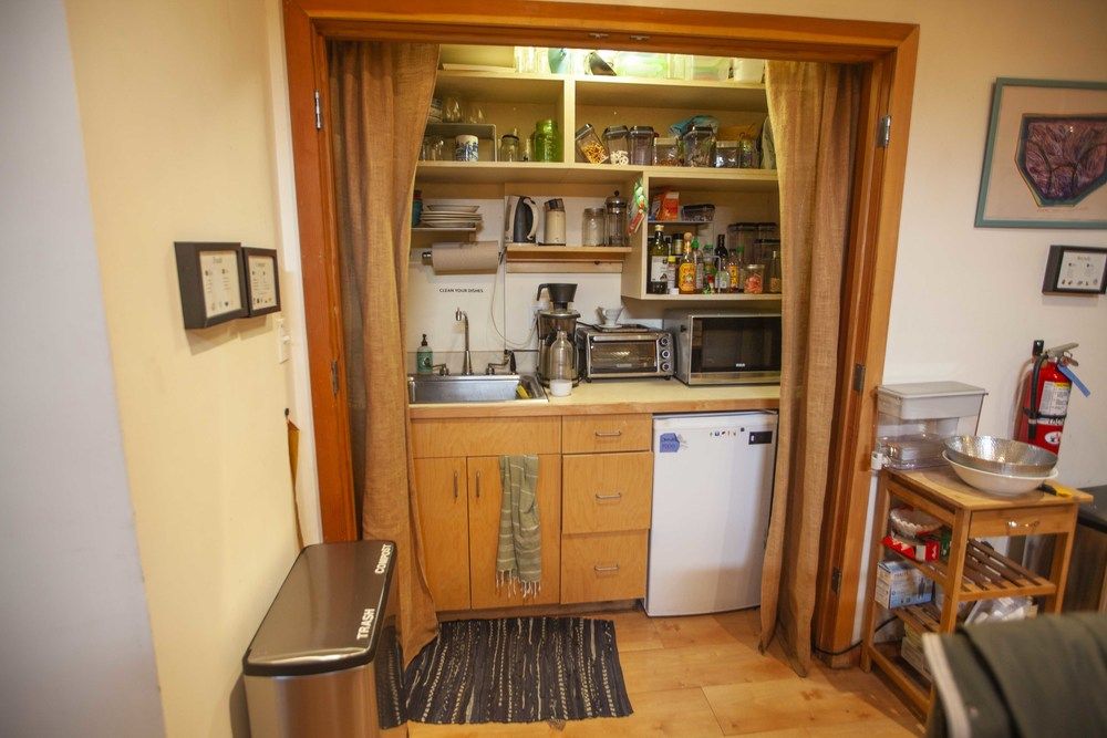 883 Sacramento St, San Francisco, CA 94108